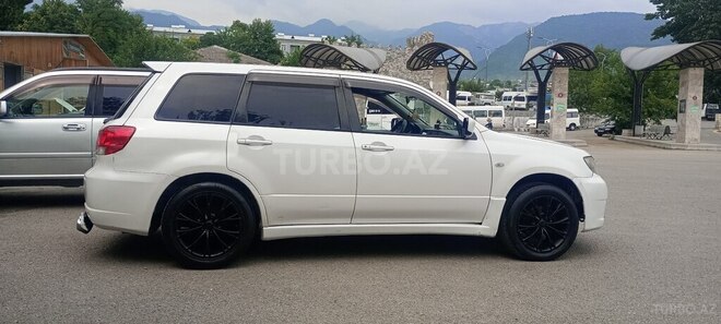 Mitsubishi Airtrek 2002, 325,000 km - 2.0 l - İsmayıllı