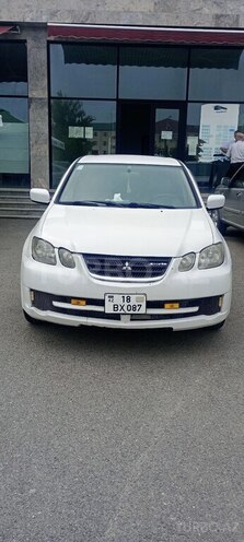 Mitsubishi Airtrek 2002, 325,000 km - 2.0 l - İsmayıllı