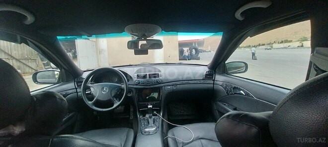 Mercedes E 220 d 2005, 560,000 km - 2.2 л - Bakı