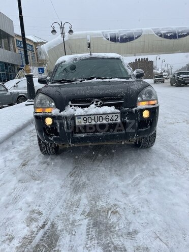 Hyundai Tucson 2005, 320,000 km - 2.0 l - Astara