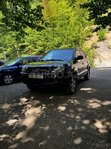 Hyundai Tucson 2005, 320,000 km - 2.0 l - Astara
