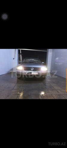 Volkswagen Passat 2001, 285,000 km - 1.8 l - Bakı