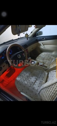 Volkswagen Passat 2001, 285,000 km - 1.8 l - Bakı