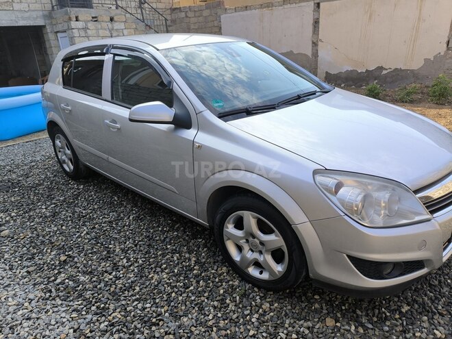Opel Astra 2009, 205,000 km - 1.3 l - Bakı