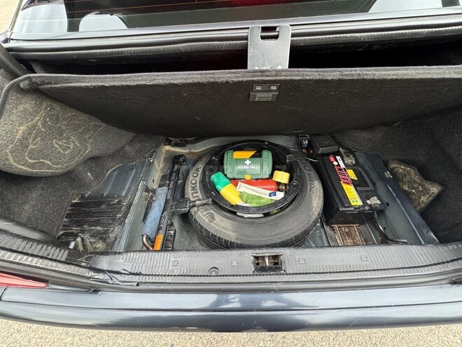 Mercedes C 200 1998, 320,000 km - 2.0 l - Saatlı