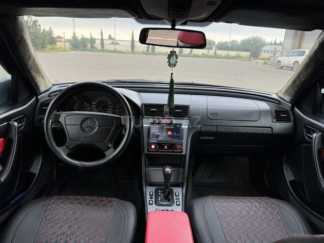 Mercedes C 200 1998, 320,000 km - 2.0 l - Saatlı