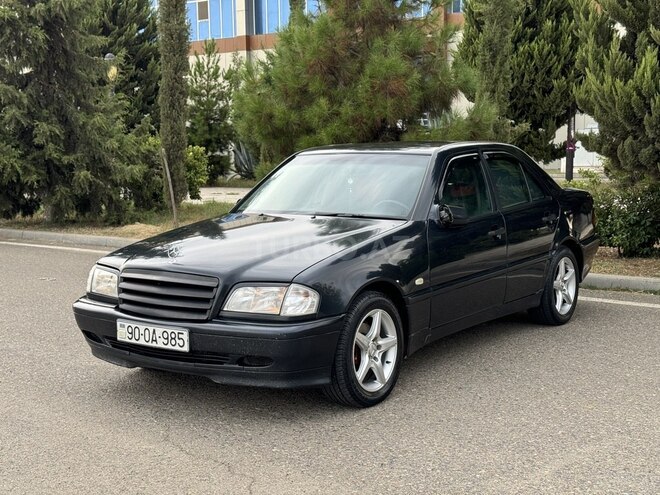 Mercedes C 200 1998, 320,000 km - 2.0 l - Saatlı