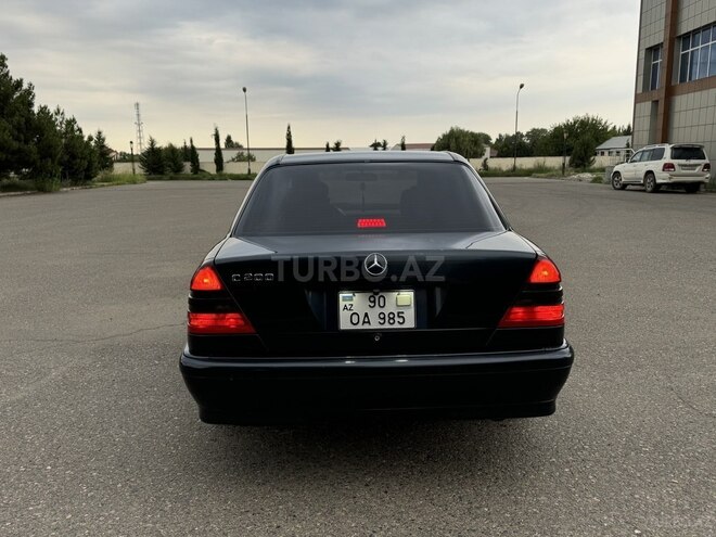 Mercedes C 200 1998, 320,000 km - 2.0 l - Saatlı
