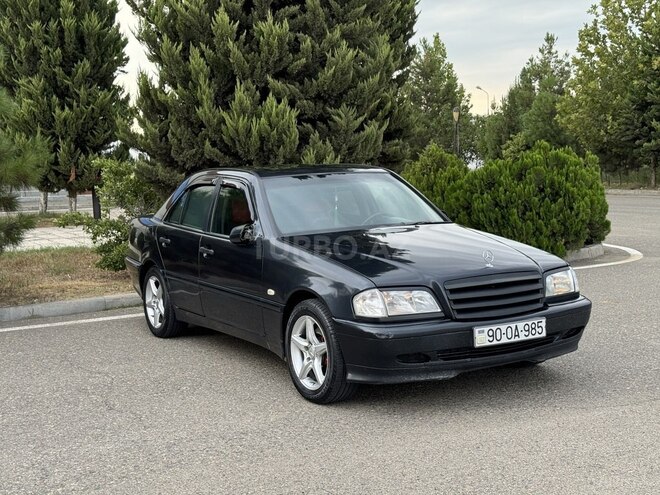 Mercedes C 200 1998, 320,000 km - 2.0 l - Saatlı