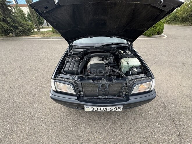 Mercedes C 200 1998, 320,000 km - 2.0 l - Saatlı