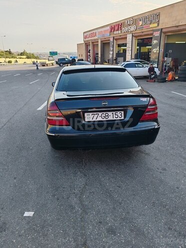 Mercedes E 220 d 2005, 560,000 km - 2.2 l - Bakı