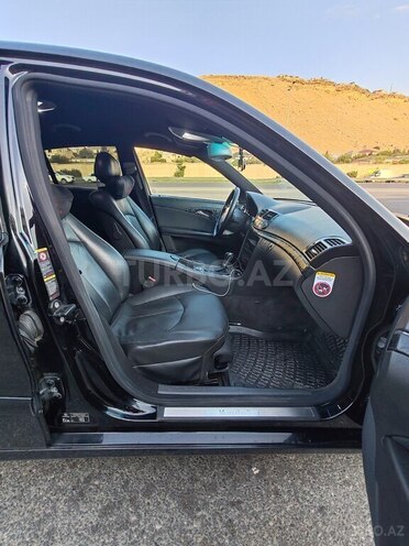 Mercedes E 220 d 2005, 560,000 km - 2.2 l - Bakı