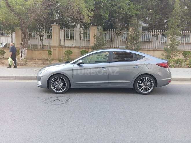 Hyundai Elantra 2019, 49,200 km - 2.0 l - Bakı