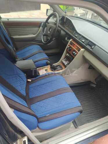 Mercedes E 200 1990, 360,000 km - 2.0 l - Bakı