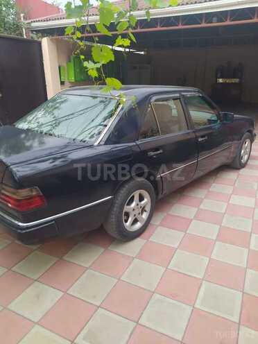 Mercedes E 200 1990, 360,000 km - 2.0 l - Bakı