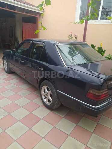 Mercedes E 200 1990, 360,000 km - 2.0 l - Bakı