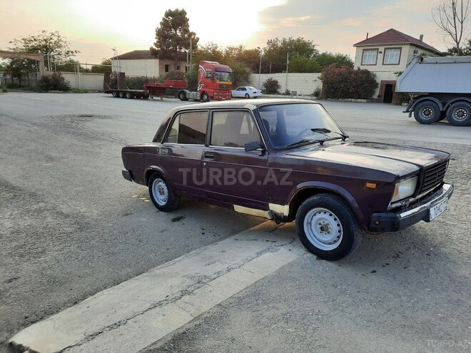 LADA (VAZ) 2107 1999, 56,843 km - 1.6 л - Salyan