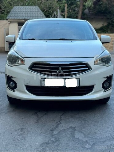 Mitsubishi Attrage 2015, 125,000 km - 1.2 l - Bakı