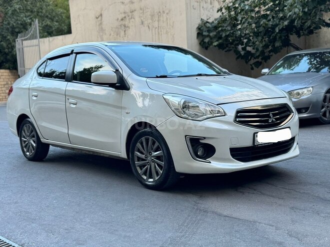 Mitsubishi Attrage 2015, 125,000 km - 1.2 l - Bakı
