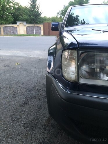 Mercedes E 280 1995, 300,000 km - 2.8 l - Balakən