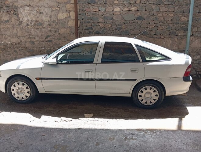 Opel Vectra 1996, 120,000 km - 2.0 l - Gəncə