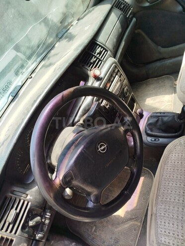 Opel Vectra 1996, 120,000 km - 2.0 l - Gəncə