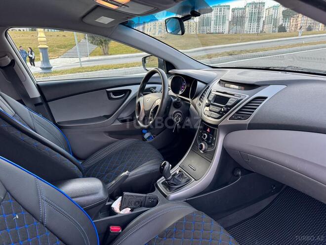 Hyundai Elantra 2015, 265,542 km - 1.8 l - Bakı