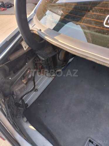 Mercedes E 220 d 2002, 320,000 km - 2.2 l - Füzuli