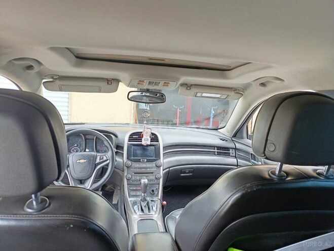 Chevrolet Malibu 2012, 194,000 km - 2.4 л - Şirvan