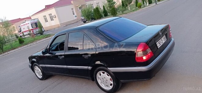 Mercedes C 180 1996, 298,000 km - 1.8 l - Sumqayıt
