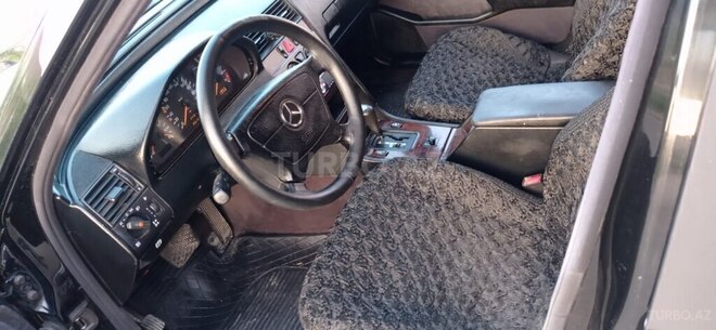 Mercedes C 180 1996, 298,000 km - 1.8 l - Sumqayıt