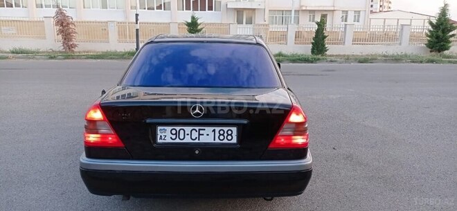 Mercedes C 180 1996, 298,000 km - 1.8 l - Sumqayıt