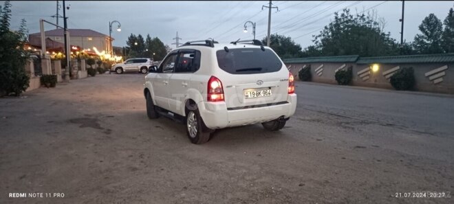 Hyundai Tucson 2005, 300,000 km - 2.0 l - Füzuli