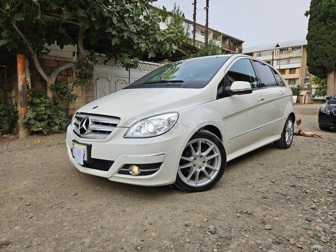 Mercedes B 170 2008, 131,807 km - 1.7 l - Gəncə