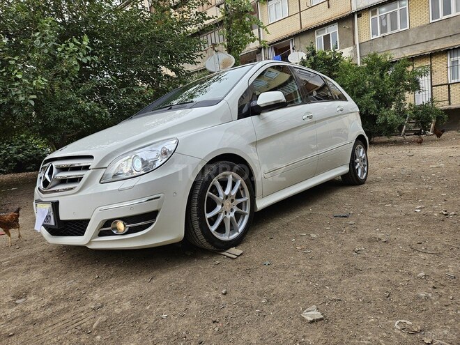 Mercedes B 170 2008, 131,807 km - 1.7 l - Gəncə