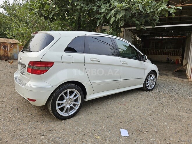 Mercedes B 170 2008, 131,807 km - 1.7 l - Gəncə