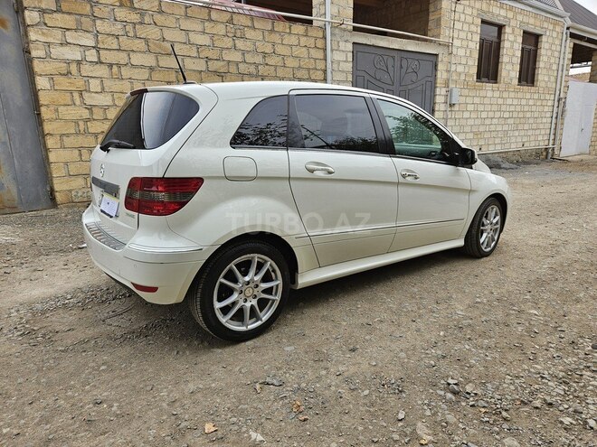 Mercedes B 170 2008, 131,807 km - 1.7 l - Gəncə