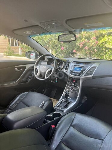 Hyundai Elantra 2015, 123,000 km - 1.8 l - Bakı