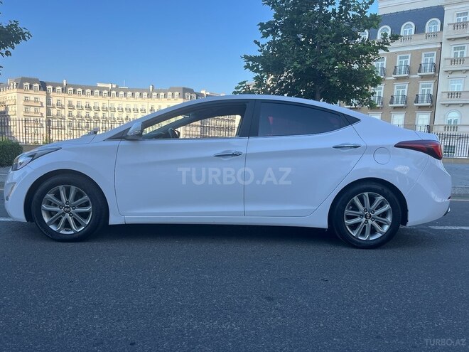 Hyundai Elantra 2015, 154,000 km - 1.6 л - Bakı