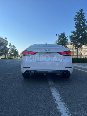 Hyundai Elantra 2015, 154,000 km - 1.6 л - Bakı