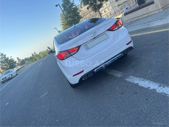 Hyundai Elantra 2015, 154,000 km - 1.6 л - Bakı