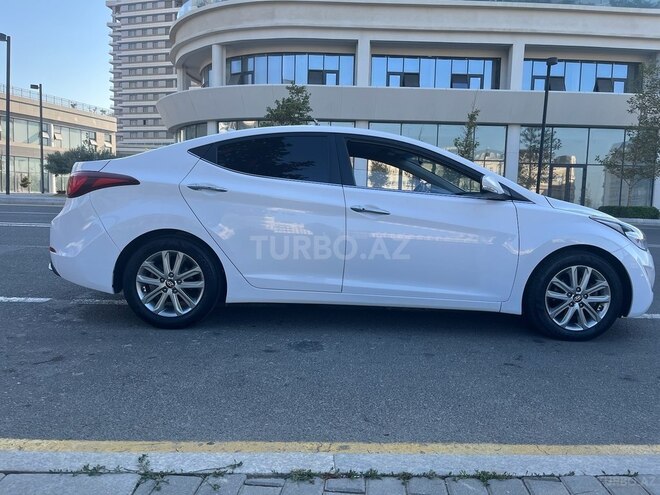 Hyundai Elantra 2015, 154,000 km - 1.6 л - Bakı