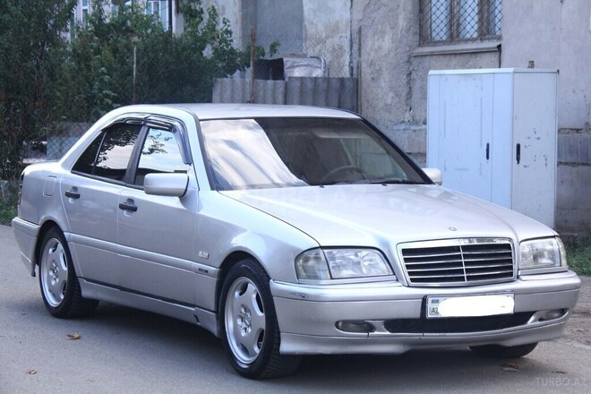 Mercedes C 220 1999, 660,432 km - 2.2 л - Gəncə