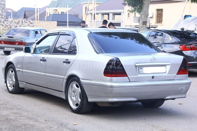 Mercedes C 220 1999, 660,432 km - 2.2 л - Gəncə