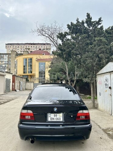 BMW 525 2001, 398,000 km - 2.5 l - Bakı