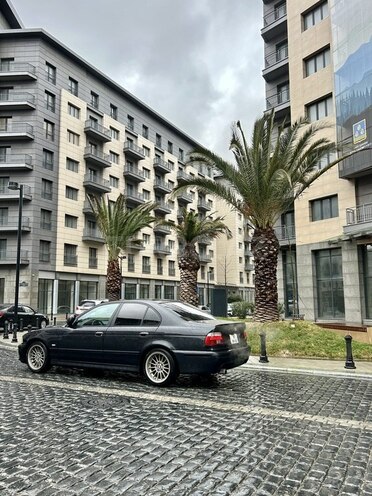 BMW 525 2001, 398,000 km - 2.5 l - Bakı