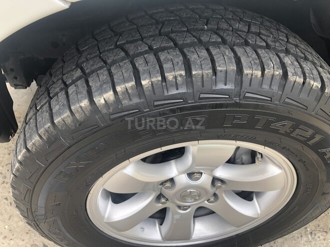Toyota Land Cruiser Prado 2008, 190,000 km - 4.0 л - Bakı