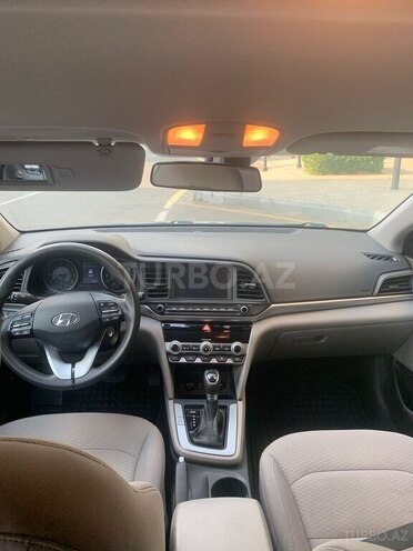 Hyundai Elantra 2019, 70,000 km - 2.0 l - Bakı
