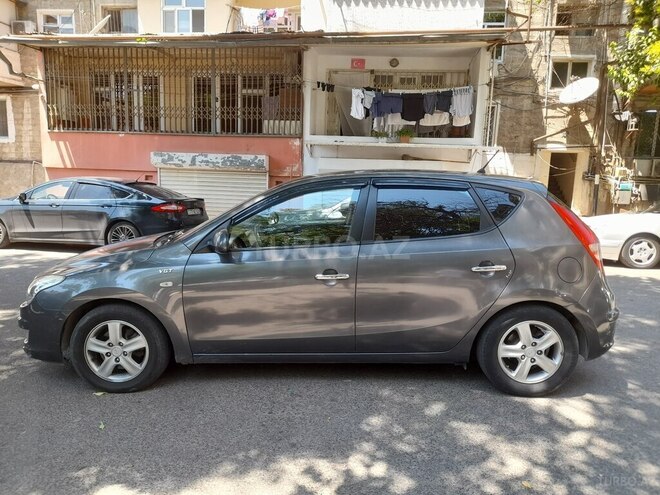 Hyundai i30 2008, 254,000 km - 1.6 l - Bakı