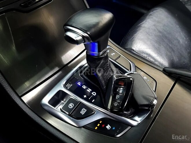 Hyundai Grandeur 2015, 196,000 km - 2.2 l - Qazax